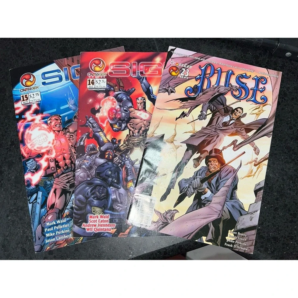 (…2)three issues of the comic book series‎